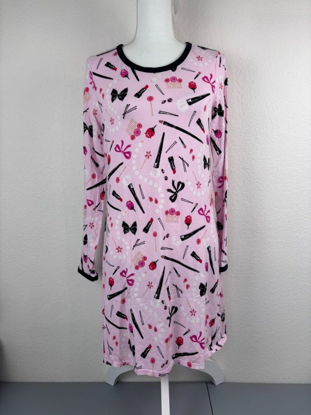 Kate Spade women's small pink long sleeve makeup nightgown pajamas coquette
